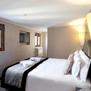 Alle Guglie Boutique Hotel